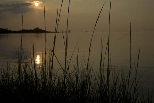 dock-am-and-sunset-8-11-2008_1191.jpg