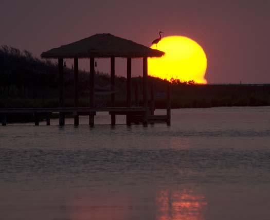 dock-am-and-sunset-8-11-2008_1213.jpg